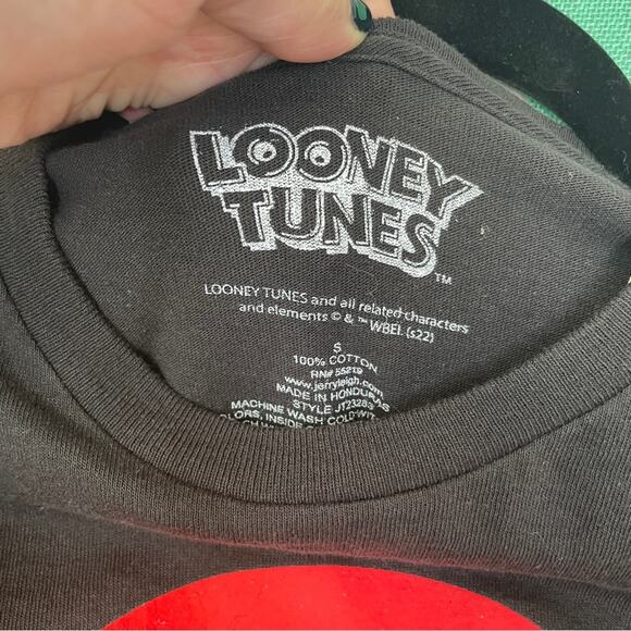 NWT Looney Tunes Tasmanian Devil Black Tee | S - Picture 3 of 3